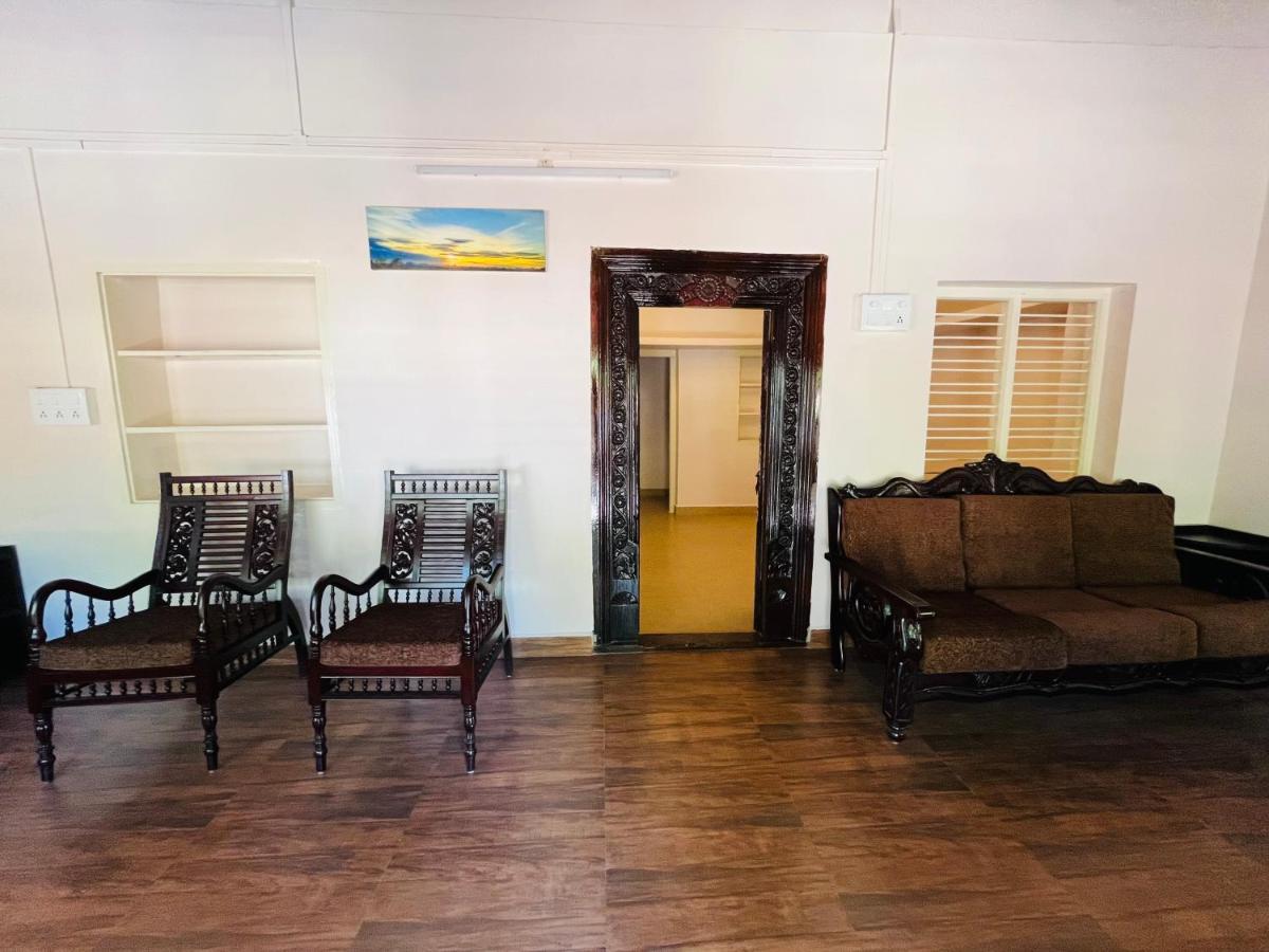 Gokarna Junction - A Vintage Homestay Bagian luar foto